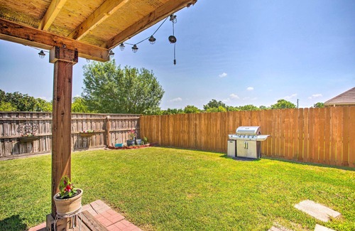 Rowlett House | Family-Friendly Rowlett Home ~ 23 Mi to Dallas
