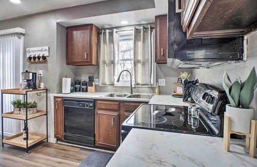 Springfield House | Family-Friendly Springfield Home w/Yard!