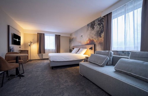 Arcen Hotel | Family-Friendly Unit Close to Brewery and Nature Free Breakfast