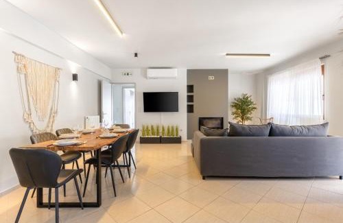 Houdetsi Villa | Family-Friendly Villa with Pool & Scenic View