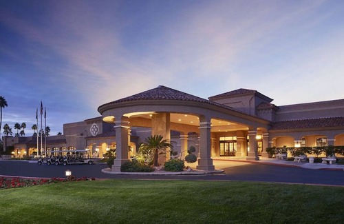 South Scottsdale Resort | Family & Friends Getaway! 4 Amazing Units, Near Western Spirit Museum, OdySea