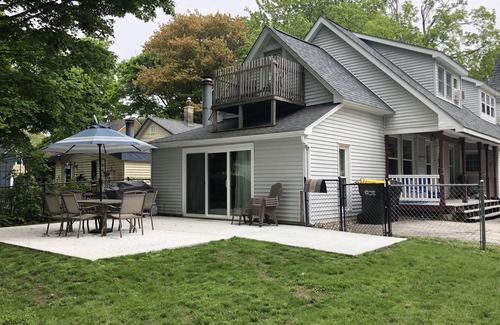 South Haven House | Family Home close to Downtown & Beach!