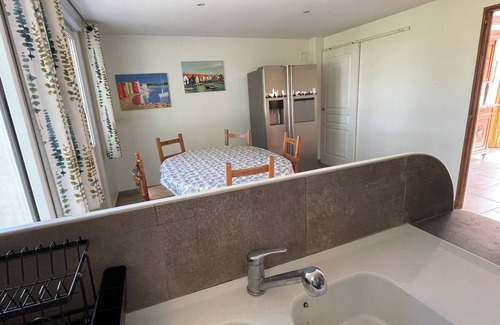 Bouvet Island House | Family house sleeps 12 - 6 bedrooms - swimming pool - very large garden