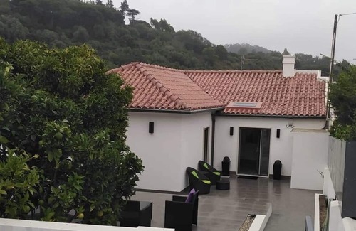 Varzea de Sintra House | Family house with a lovely patio - pet friendly