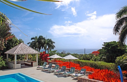 Vaughans Villa | Family Luxury, Resort Level Amenities, Ocean Views, Perfect Location, Gym.