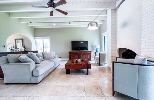 Cutler Bay Villa | Family Oasis - Heated Salt Pool & Pool Table - Close to Keys and Beach