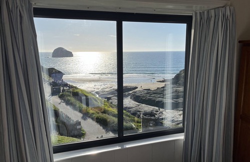 Trebarwith Strand House | Family Owned, perfect for Trebarwith Strand beach & Coast (near Tintagel)
