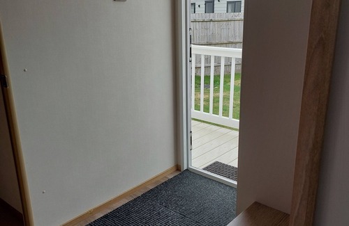Truro House | Family owned static caravan on Newperran Holiday Resort.