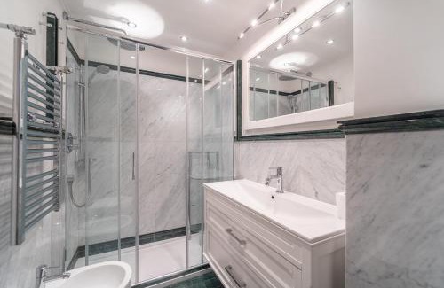 Roman Ghetto Apartment | Family Retreat in the Heart of the Ghetto by Houseeds