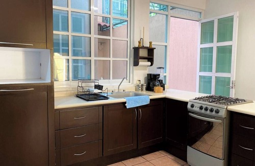 Oaxaca Apartment | Family Size | Plazas & 10′ Centro | Pet-Friendly