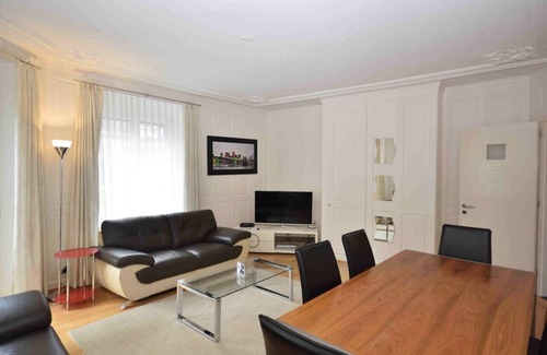 Muhlebach Apartment | Fantastic 3BR near Lake - Pabs 4