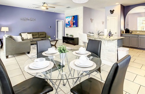 Sunridge Woods House | Fantastic 6BR Family Home + Game Room/BBQ/Poo!