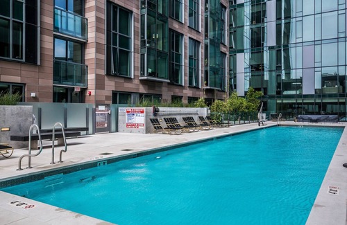 Civic Center Apartment | Fantastic Hayes Valley 1BR w/Concierge & Spa, nr Dining, by Blueground