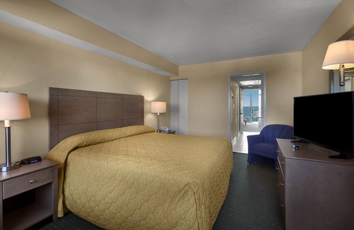 Arcadian Shores Resort | Fantastic Oceanfront 1 Bedroom King + Official On-Site Rental Privileges