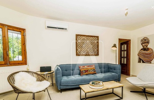 Urbanitzacio la Fustera House | Fantastic villa with sea views, lots of peace and quiet, large pool, close to the beach