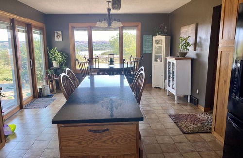 Pierre House | Farm Island Missouri River Views