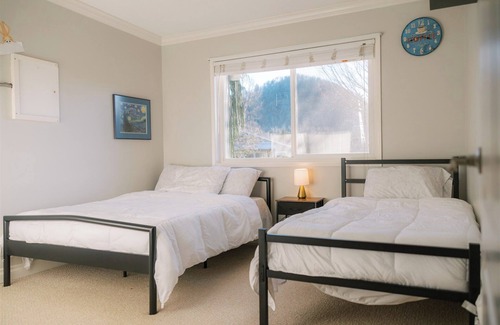 Harrison Hot Springs Other | Farm Stay In Agassiz-Harrison Hot Springs B.C