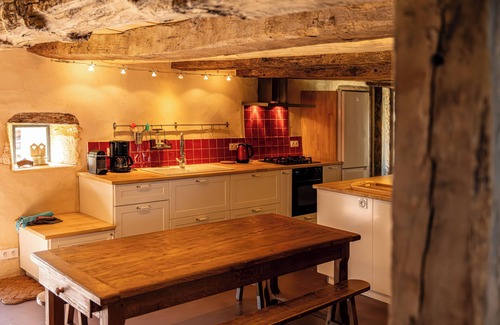 Sainte-Alvere-Saint-Laurent-les-Batons House | Farmhouse well renovated with heated pool, Jacuzzi, sauna, home cinema