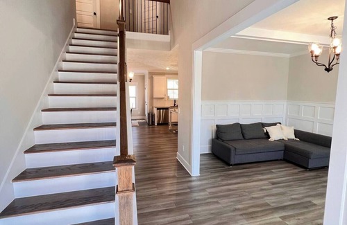 Grovetown House | Farmhouse 3BR/3.5B. 9 mi from Augusta National.