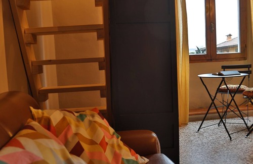 Nigoline Bonomelli Apartment | Farmhouse in the heart of the hills of Franciacorta and a few km from Lake Iseo