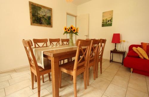 Beertsenhoven House | Farmhouse Wijlre near Scenic Lake, cleaning included