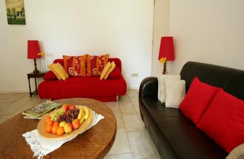 Beertsenhoven House | Farmhouse Wijlre near Scenic Lake, cleaning included