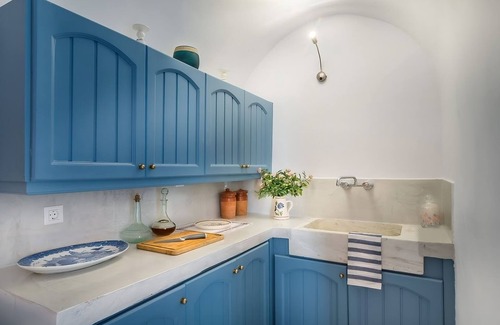 Finikia House | Fava Eco Suites