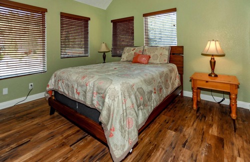 Fawnskin House | Fawnskin Chalet-1826 by Big Bear Vacations