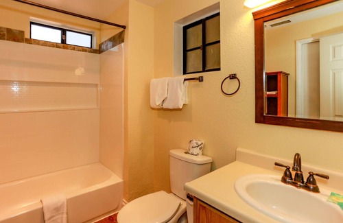 Fawnskin House | Fawnskin Chalet-1826 by Big Bear Vacations