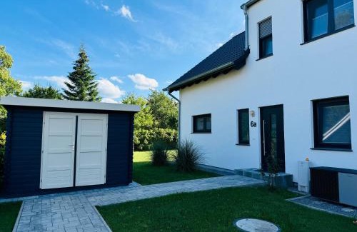 Krummin Apartment | Ferienhäuser Ankerplatz 1 und 2 Usedom mit Sauna, Kamin und Garten