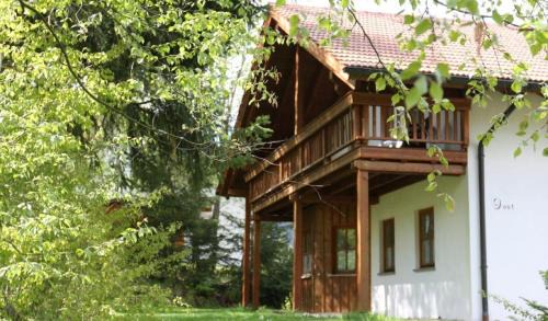 Habischried House | Ferienhäuser "In der Waldperle"