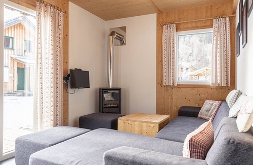 Murau House | Ferienhaus #13 mit 4 Schlafzimmern & IR-Sauna/Feriendorf Murau