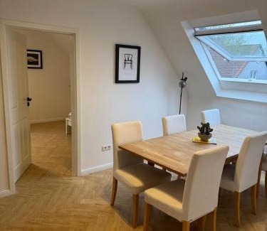 Worms House | Ferienunterkunft Lutherbaum 4 Zimmer