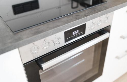 Ahrweiler Apartment | Ferienwohnung für 4: WiFi, Küche, Netflix, Zentral