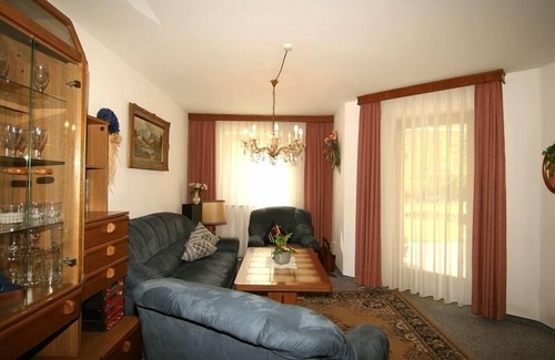 Unterschonau Apartment | Ferienwohnung Nr. 1, 1 bis 4 Personen, 100 qm, 2 separate Schlafzimmer, Terrasse