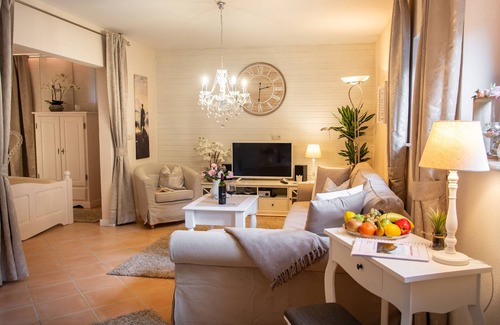 Bad Aibling Apartment | Ferienwohnung "An der Therme"