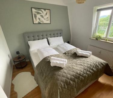 Bad Reichenhall Apartment | Ferienwohnung Bad Reichenhall in zentraler Lage mit Bergblick