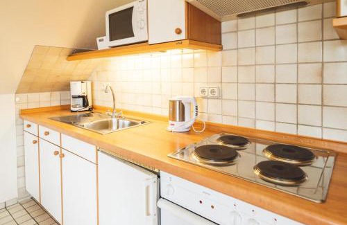Neue Tiefe Apartment | Ferienwohnung Binnenseeblick OG 1