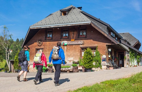 Titisee-Neustadt Apartment | Ferienwohnung/app. für 5 Gäste mit 72m² in Titisee-neustadt