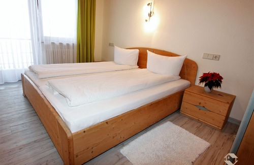 Sankt Maergen House | Ferienwohnung "Hexenloch", 75qm, 3 Schlafzimmer, max. 6 Personen