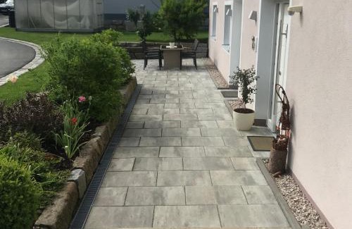 Bad Endorf Apartment | Ferienwohnung im Zentrum