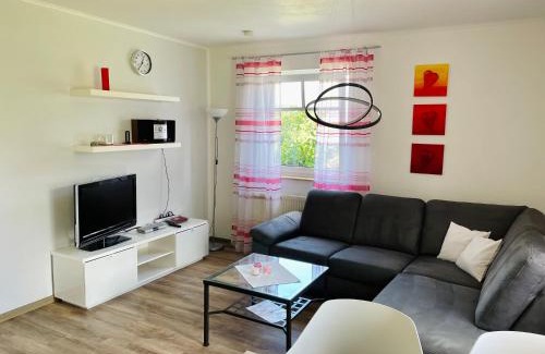 Eckfeld Apartment | Ferienwohnung Kirschbaum