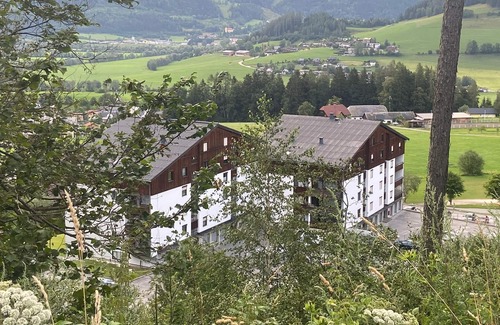Aigen im Ennstal Apartment | Ferienwohnung mit Tollem Ausblick, Pool und Sauna