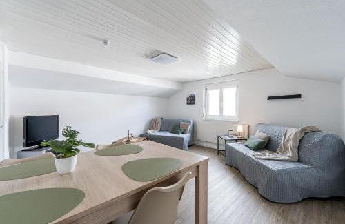 Murg Apartment | Ferienwohnung Monteurzimmer Fährmann