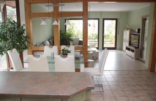 Riechheim Apartment | Ferienwohnung Rennsteigblick