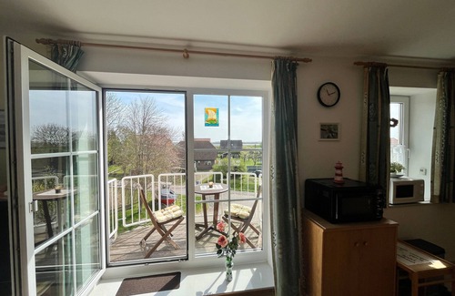 Gollwitz Apartment | Ferienwohnung Schönblick