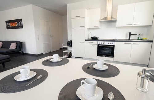 Eriskirch Apartment | Ferienwohnung Seymen