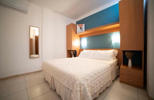 Mattinata House | Ferienwohnung ulivo mit Pool und Privatstrand