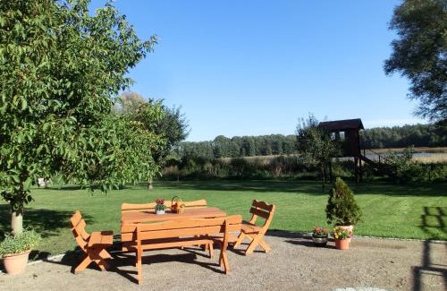 Muritz Apartment | Ferienwohnungen am Federower Hofsee