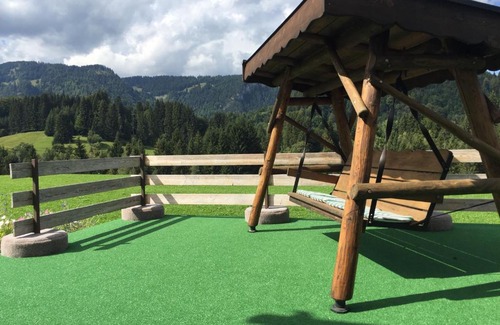Oberstdorf Hotel | Ferienwohnungen Gästehaus Schraudolf